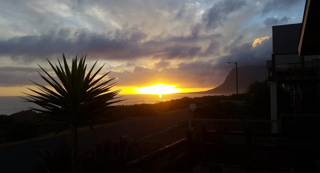 La Mer Seafront Selfcatering Accommodation Kleinmond Exterior foto