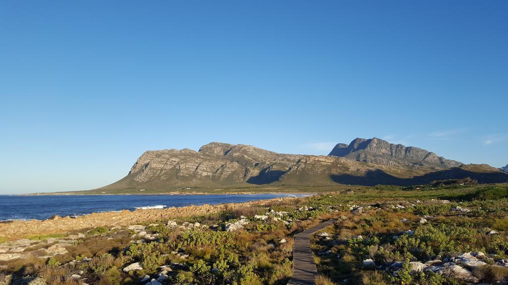 La Mer Seafront Selfcatering Accommodation Kleinmond Exterior foto