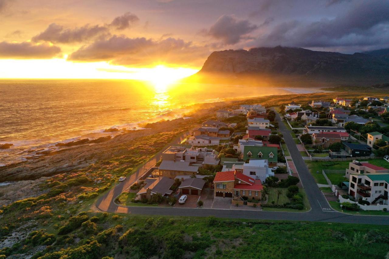 La Mer Seafront Selfcatering Accommodation Kleinmond Exterior foto